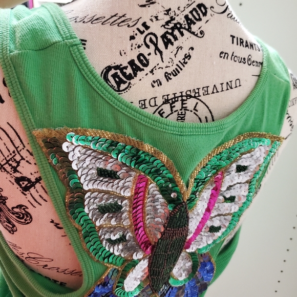 Green medium vintage  shirt with butterfly design - Picture 4 of 4